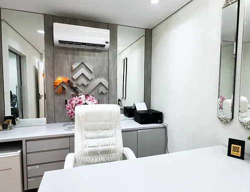 Paciente Unique - Resultado de cirurgia plástica