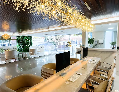 Paciente Unique - Resultado de cirurgia plástica